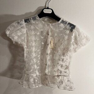 Doen NWT white lace top